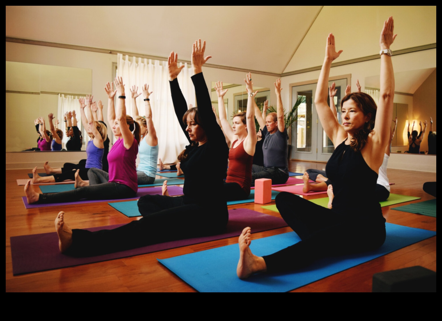 Flexibility Fusion: apvienojiet stiepšanās stilus harmoniskam ķermenim