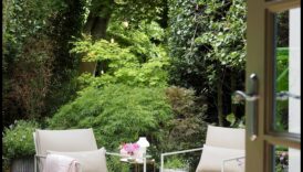 Eleganta āra: stilīgas mēbeles jūsu dārza patvērumam